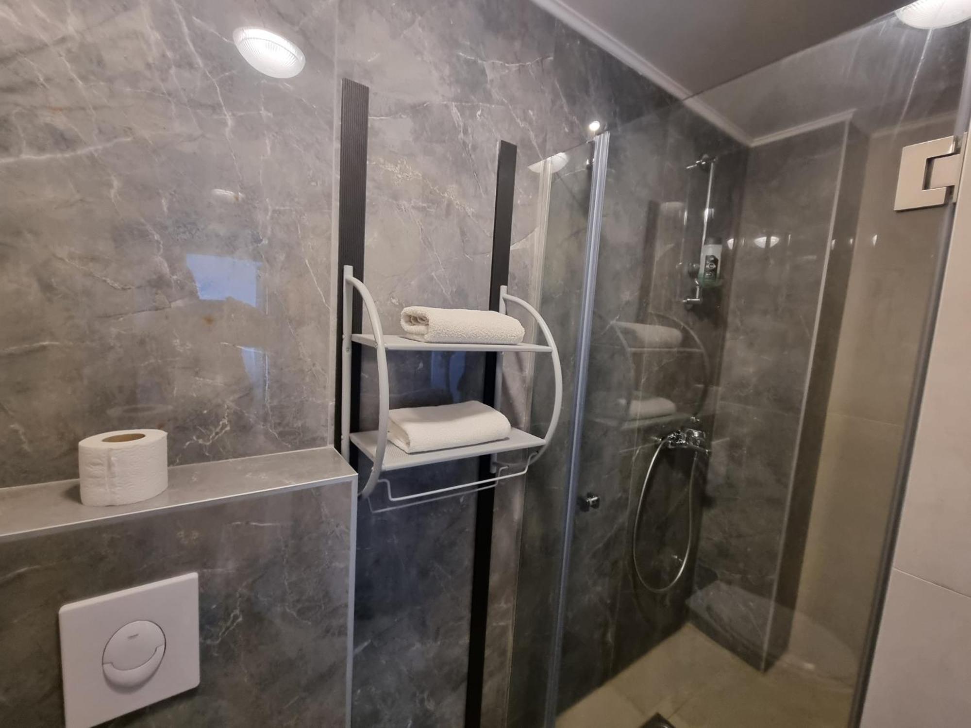 Gosnje Apartment Novi Sad Bilik gambar